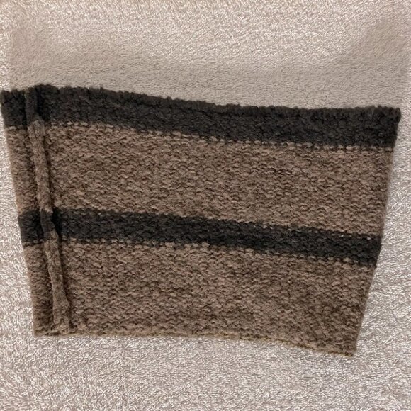5/$25 Hand Knit Brown Black Neck Warmer - Picture 7 of 8